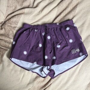 Mountain Hardwear Women's Athletic Shorts in Purple